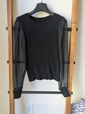 Source Unknown Black Sheer-Sleeve Ribbed Knit Top - Estimated Size M